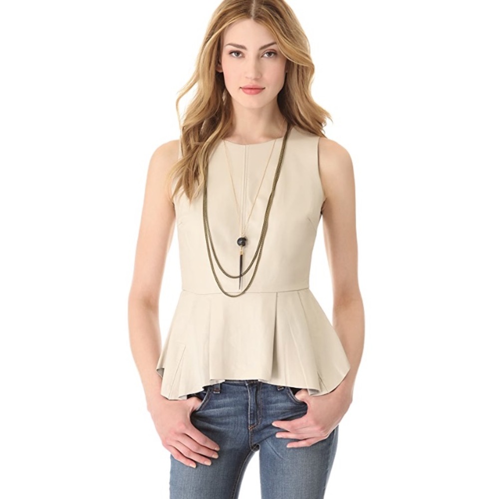Tops - Picture 5 of 5